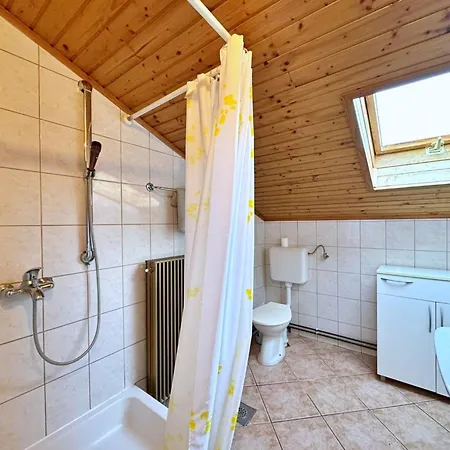 Pavle By Interhome * Jusici
