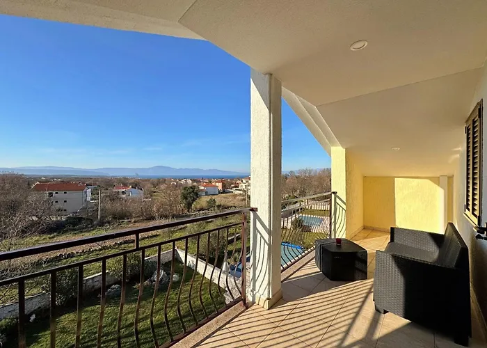 Pavle By Interhome * Jusici